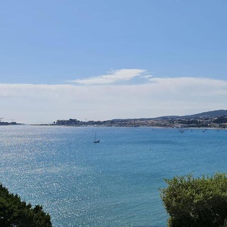 Villa Sur La Mer, 4 Chambres - 8 Personnes ซานารี-ซูร์-แมร์ ภายนอก รูปภาพ